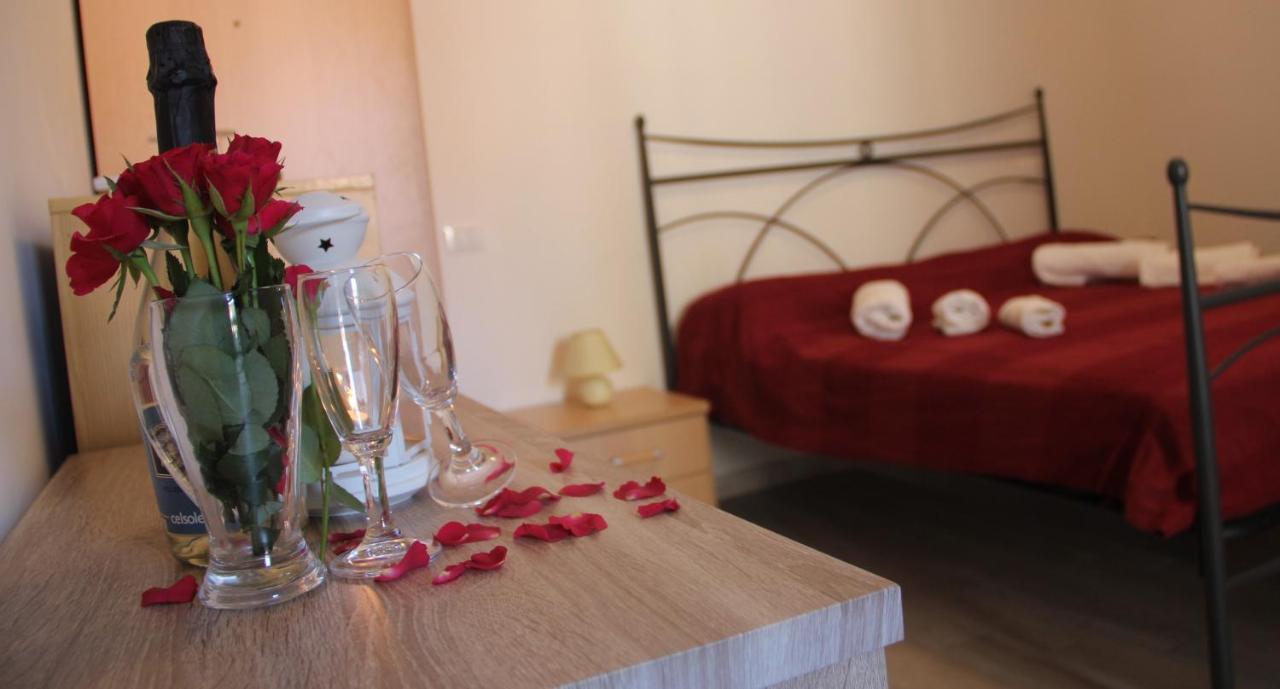B&B Poggio Di Balestrino 外观 照片